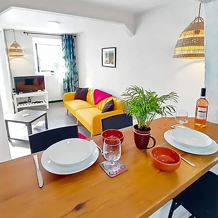 Historic Vineyard Retreat - 1785 Country In Peral 公寓 *